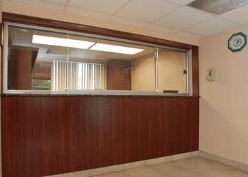 Days Inn & Suites By Wyndham Indianapolis Airport East מראה חיצוני תמונה